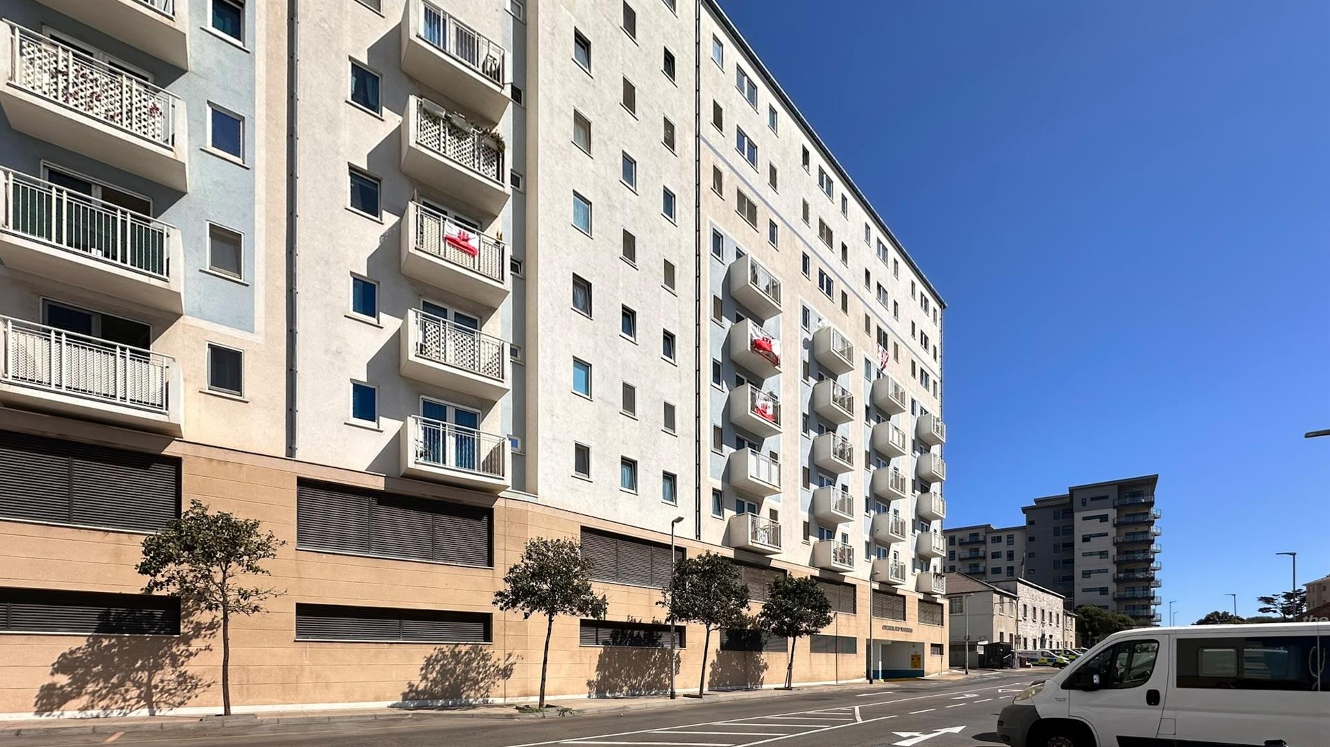 Image of Apartment - 3 Bedrooms - 1 Bathrooms for Sale in Cumberland Terraces-Gibraltar, Image 12